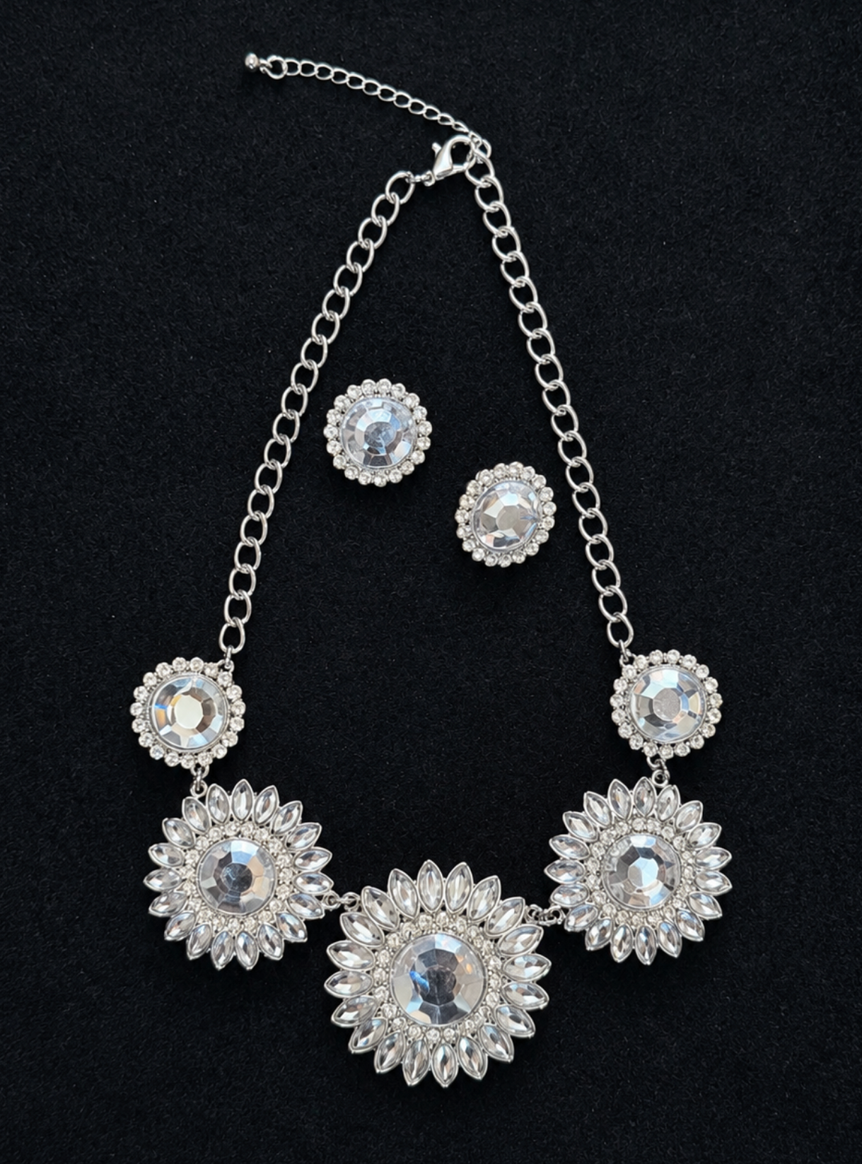 The Silver Screen Dahlia Necklace & Earrings Set | New, Never Worn